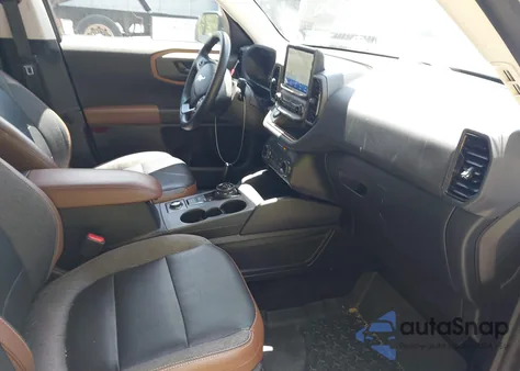 2022 Ford Bronco Sport Outer Banks z USA, uszkodzony, nr VIN 3FMCR9C6XNRD29721